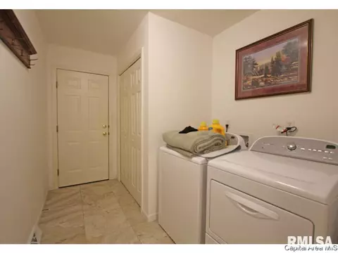 2828 Cronin Dr, Springfield, IL 62711 photo 20