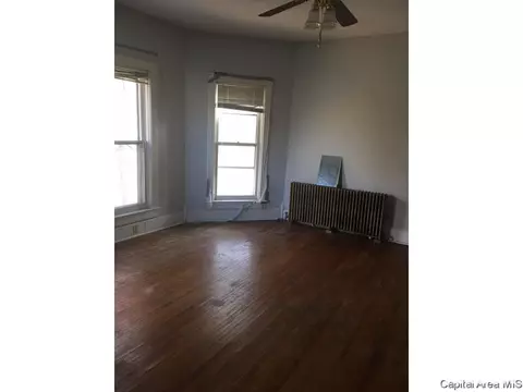 1015 N 6th St, Springfield, IL 62702 photo 5