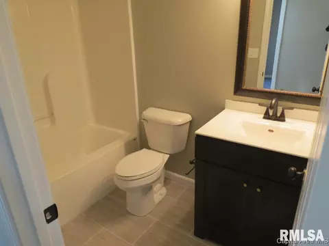 120 Davinci Dr, Springfield, IL 62703 photo 12