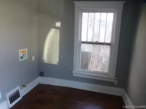 1012 S Walnut St, Springfield, IL 62704 photo 9