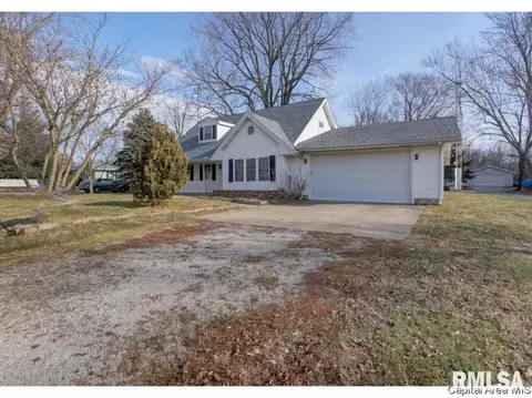 1740 N 32nd St, Springfield, IL 62702 photo 3