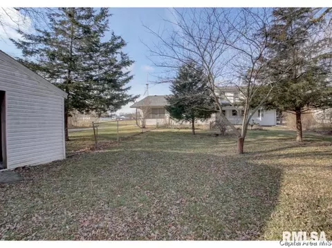1740 N 32nd St, Springfield, IL 62702 photo 8