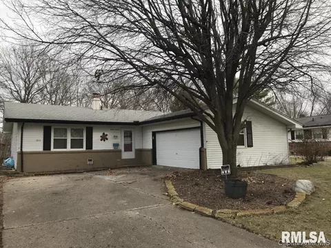 1216 Interlacken Rd, Springfield, IL 62704 photo 1
