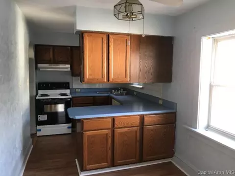 2359 S 6th St, Springfield, IL 62703 photo 6