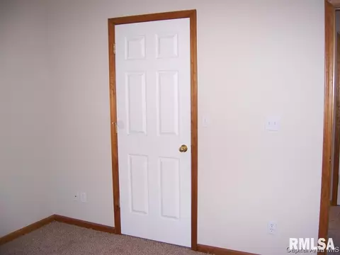 2832 Cronin, Springfield, IL 62711 photo 9
