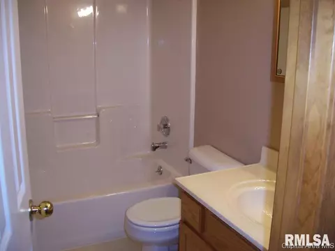 2832 Cronin, Springfield, IL 62711 photo 13