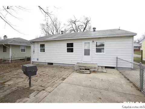 604 E Wood Ave, Springfield, IL 62702 photo 5