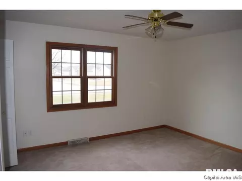 2417 Harrier Rd, Springfield, IL 62711 photo 11