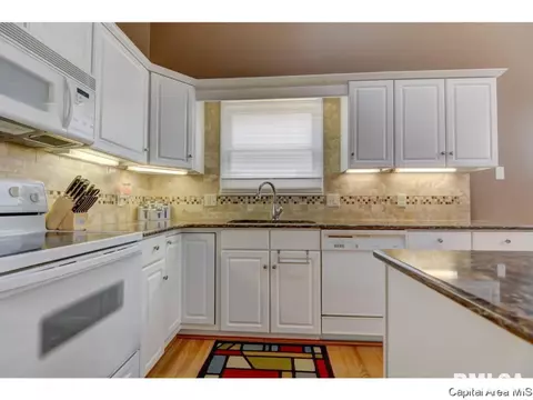 7111 Piper Glen Dr, Springfield, IL 62711 photo 7