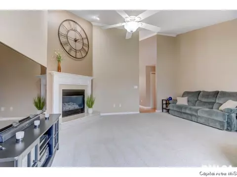 7111 Piper Glen Dr, Springfield, IL 62711 photo 5