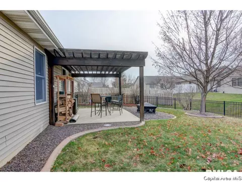 7111 Piper Glen Dr, Springfield, IL 62711 photo 23