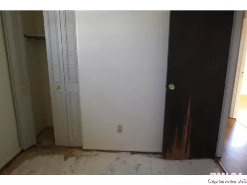 2105 Stonehenge Rd, Springfield, IL 62702 photo 10