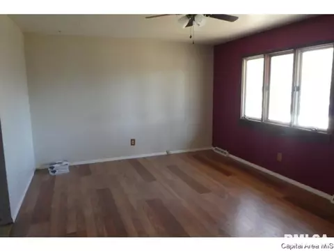 2105 Stonehenge Rd, Springfield, IL 62702 photo 4