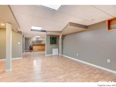 2052 N 5th St, Springfield, IL 62702 photo 28