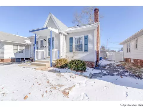 2052 N 5th St, Springfield, IL 62702 photo 1