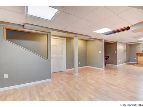 2052 N 5th St, Springfield, IL 62702 photo 30