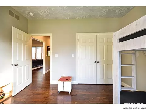 4247 Osage, Springfield, IL 62711 photo 17