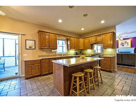 2608 Parsley Ln, Springfield, IL 62711 photo 9