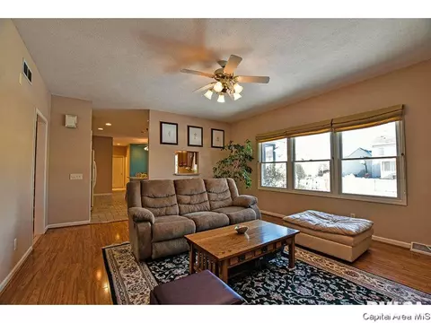 2608 Parsley Ln, Springfield, IL 62711 photo 6