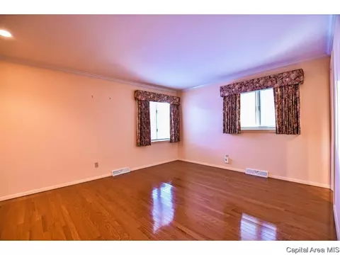 53 Greencastle Cir, Springfield, IL 62712 photo 11