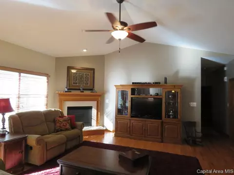 5216 Manhattan Dr, Springfield, IL 62711 photo 11