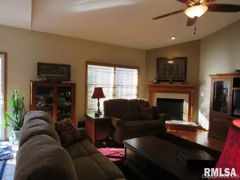 5216 Manhattan Dr, Springfield, IL 62711 photo 10