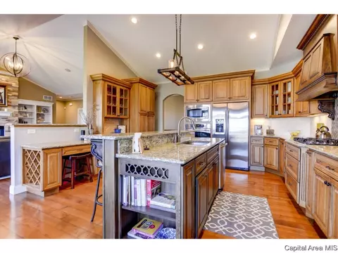 4401 Lynhurst Rd, Springfield, IL 62711 photo 12