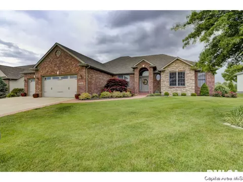 4401 Lynhurst Rd, Springfield, IL 62711 photo 1