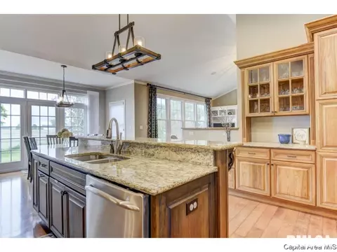 4401 Lynhurst Rd, Springfield, IL 62711 photo 10
