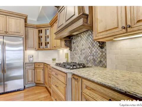 4401 Lynhurst Rd, Springfield, IL 62711 photo 9