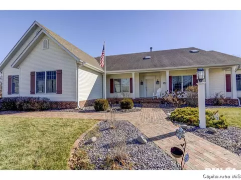 3224 Falcon Pt, Springfield, IL 62711 photo 2