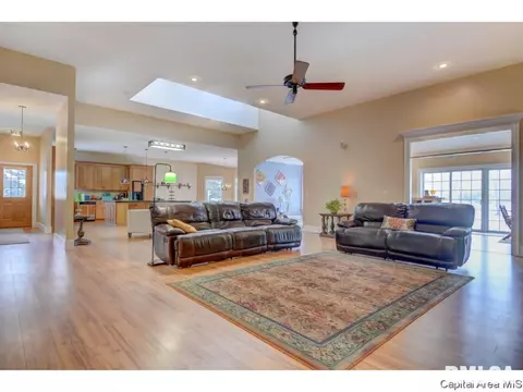 3224 Falcon Pt, Springfield, IL 62711 photo 5