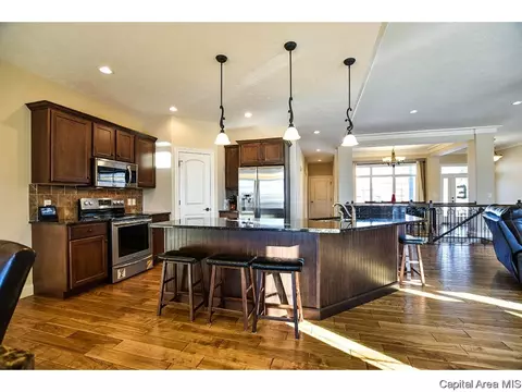 2817 Covered Wagon Trl, Springfield, IL 62711 photo 7