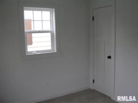 2044 Dayton Ave, Springfield, IL 62702 photo 8