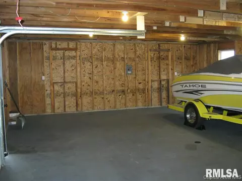 2044 Dayton Ave, Springfield, IL 62702 photo 12