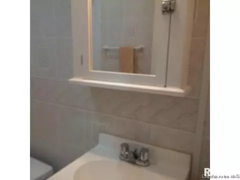 2440 S 6th, Springfield, IL 62703 photo 13