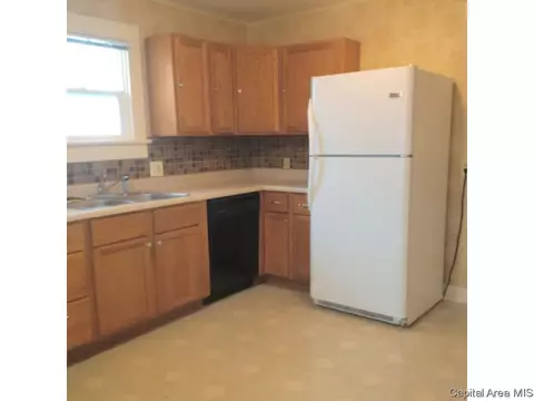2440 S 6th, Springfield, IL 62703 photo 11