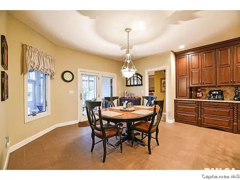 2709 Killarney Rd, Springfield, IL 62711 photo 11