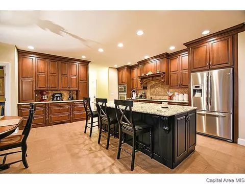 2709 Killarney Rd, Springfield, IL 62711 photo 8