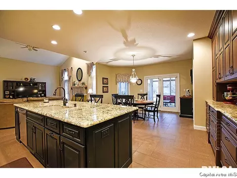 2709 Killarney Rd, Springfield, IL 62711 photo 9