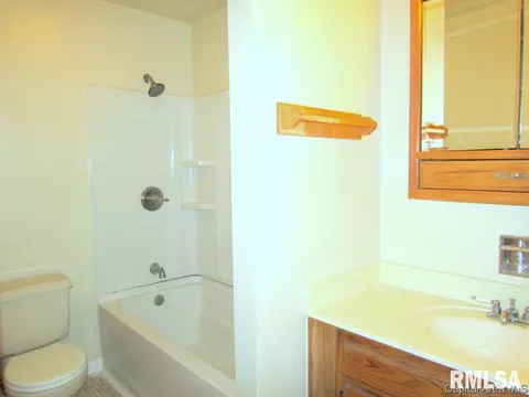 75 Villanova, Springfield, IL 62703 photo 14