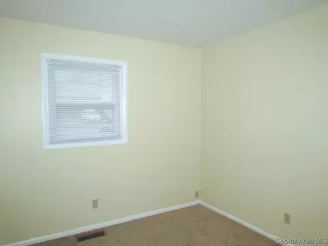 75 Villanova, Springfield, IL 62703 photo 8