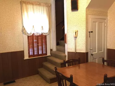 1301 Monument Ave, Springfield, IL 62702 photo 9