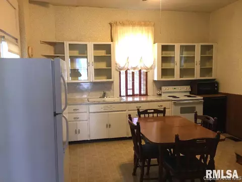 1301 Monument Ave, Springfield, IL 62702 photo 7