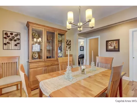 2009 Chatham Rd, Springfield, IL 62704 photo 17