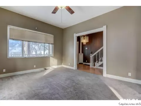 338 S State St, Springfield, IL 62704 photo 9