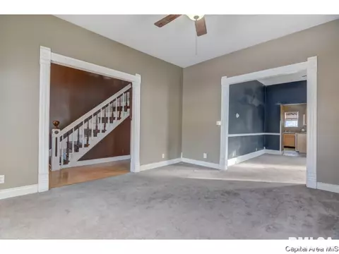 338 S State St, Springfield, IL 62704 photo 7