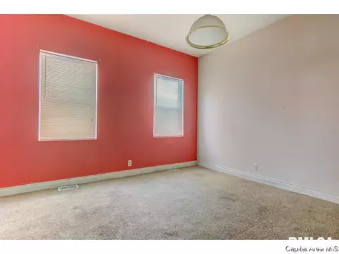 338 S State St, Springfield, IL 62704 photo 24