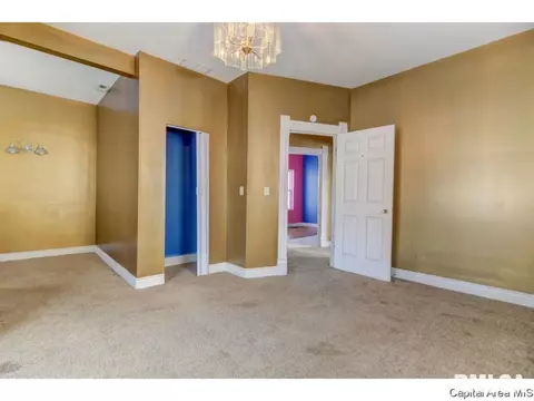 338 S State St, Springfield, IL 62704 photo 18