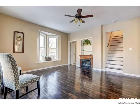 100 W Pine St, Springfield, IL 62704 photo 6